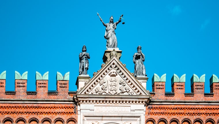 Enforcing foreign arbitration awards and judgments in China